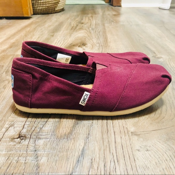 Toms Shoes - Cranberry Canvas Toms